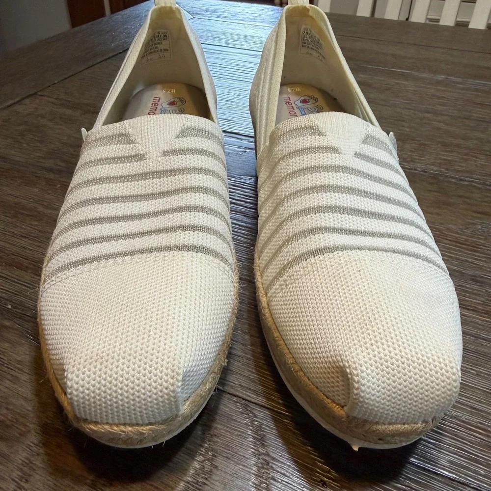 BOBS from Skechers Highlights 2.0 Yacht Master White Espadrille Wedge Shoes 7.5